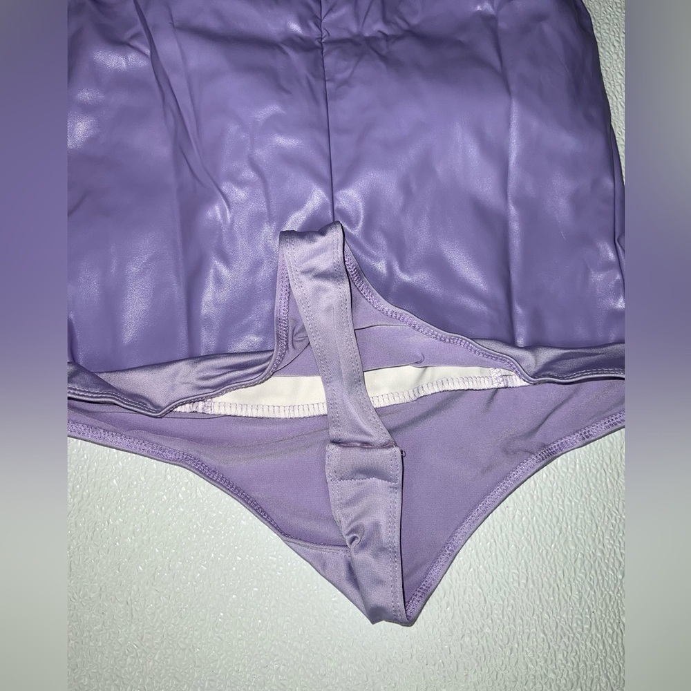 Lavender Faux Leather V-Neck Bodysuit & High Waist Mini Skirt Set Size M New - Picture 9 of 13